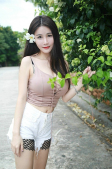 饥渴少妇色诱公
